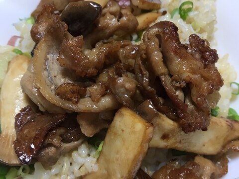 豚肉とエリンギ炒め丼